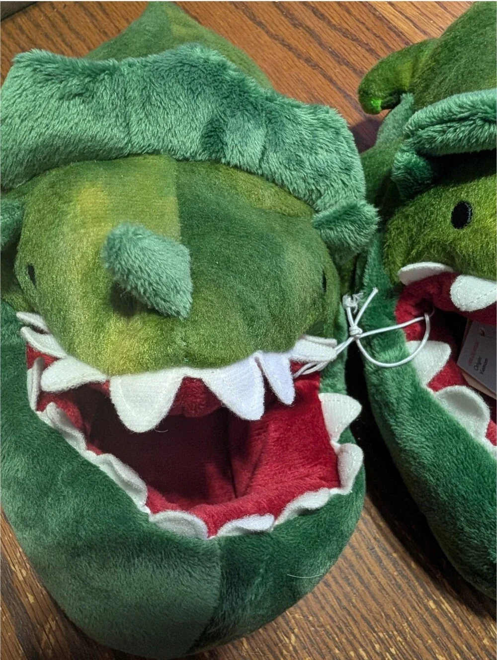 NEW Cat & Jack Dinosaur Ankle Bite Slippers